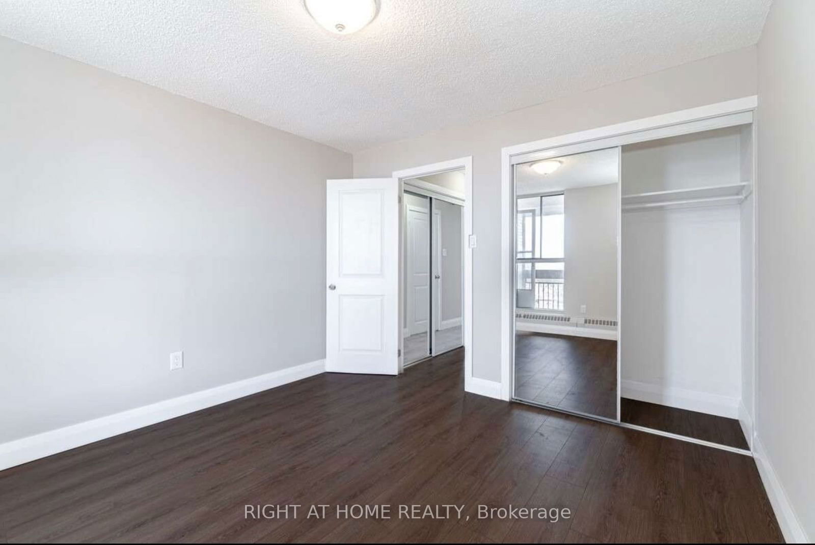 4673 Jane St, unit 621 for sale