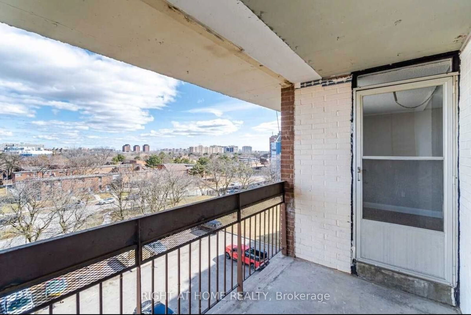 4673 Jane St, unit 621 for sale