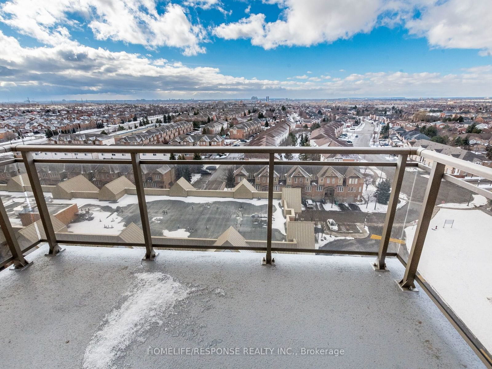 810 Scollard Crt W, unit 1107 for sale