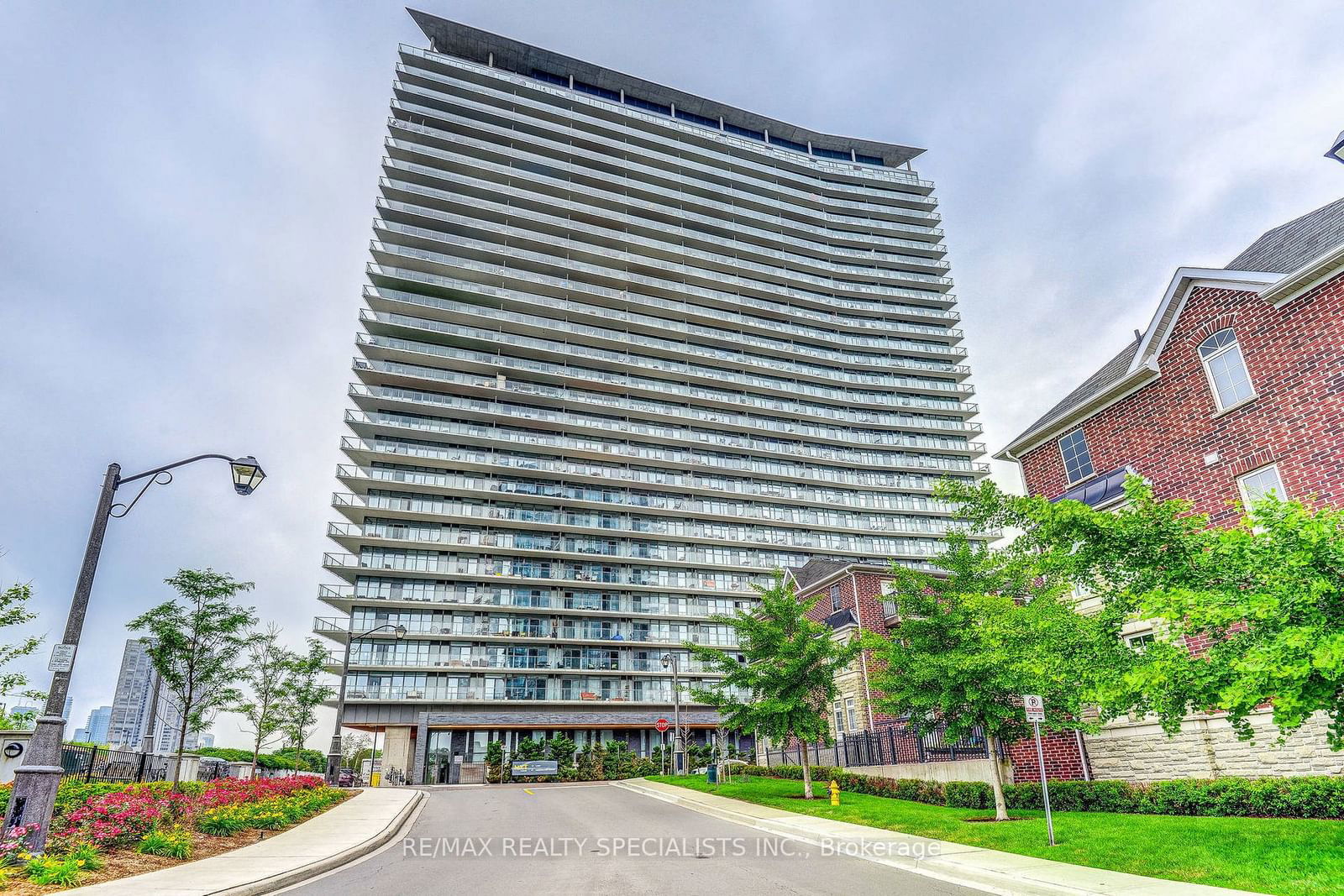 103 The Queensway, unit PH2910 for rent