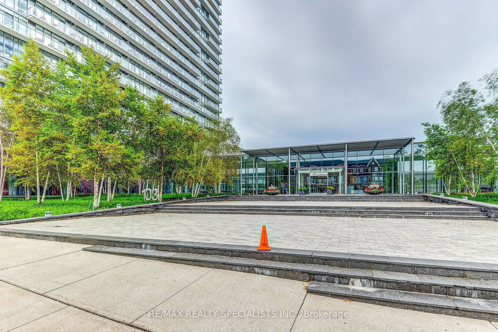 103 The Queensway, unit PH2910 for rent