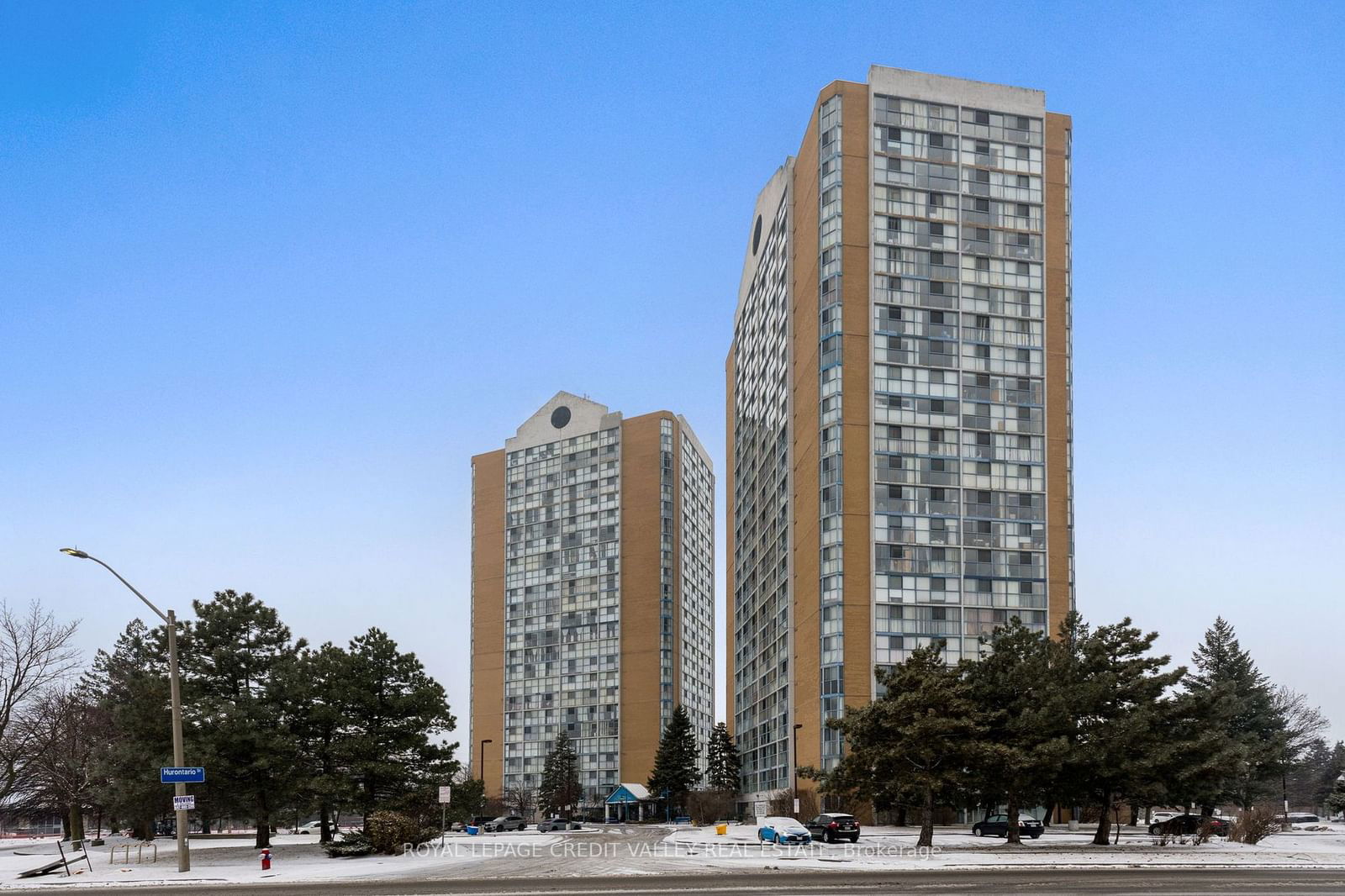 25 Trailwood Dr, unit 303 for sale