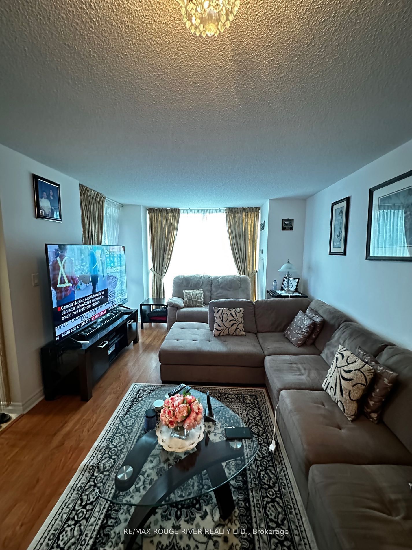 208 Enfield Pl, unit 1609 for sale