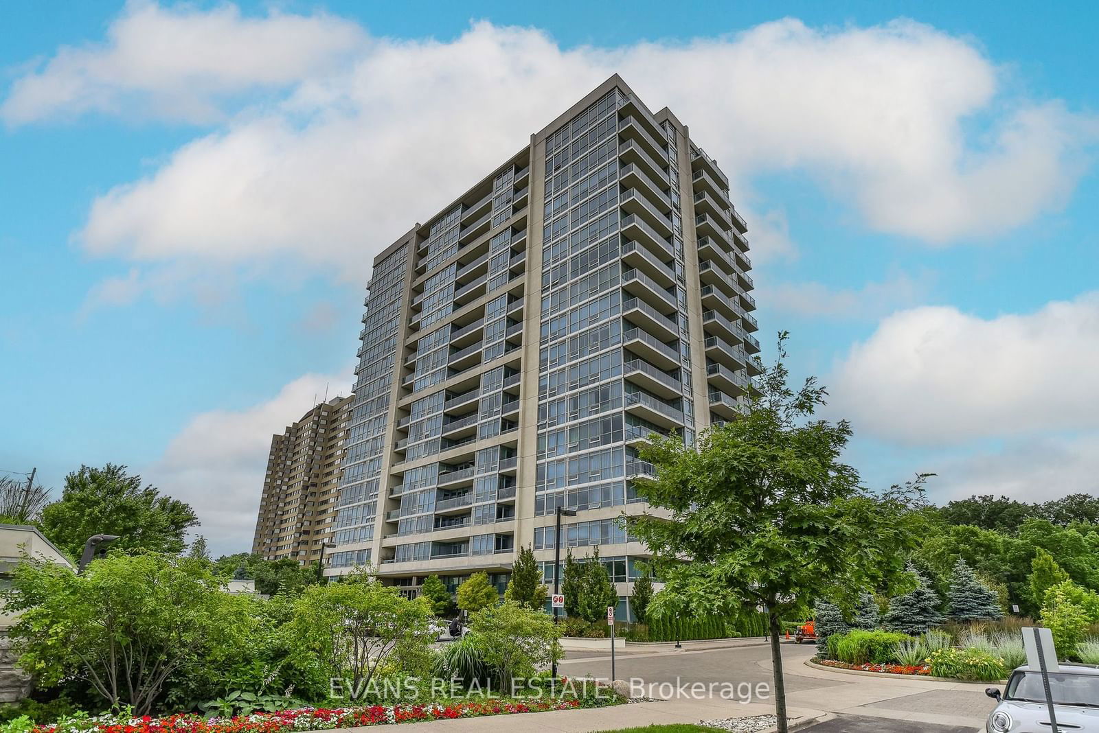 Stonebrook Condominiums, Mississauga, Toronto