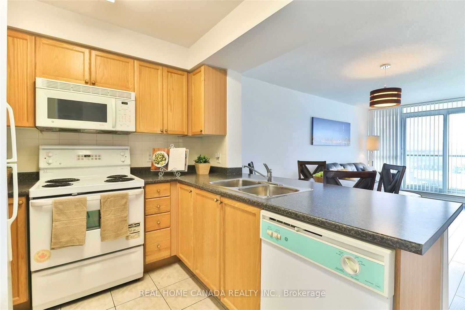 4879 Kimbermount Ave, unit 1802 for sale