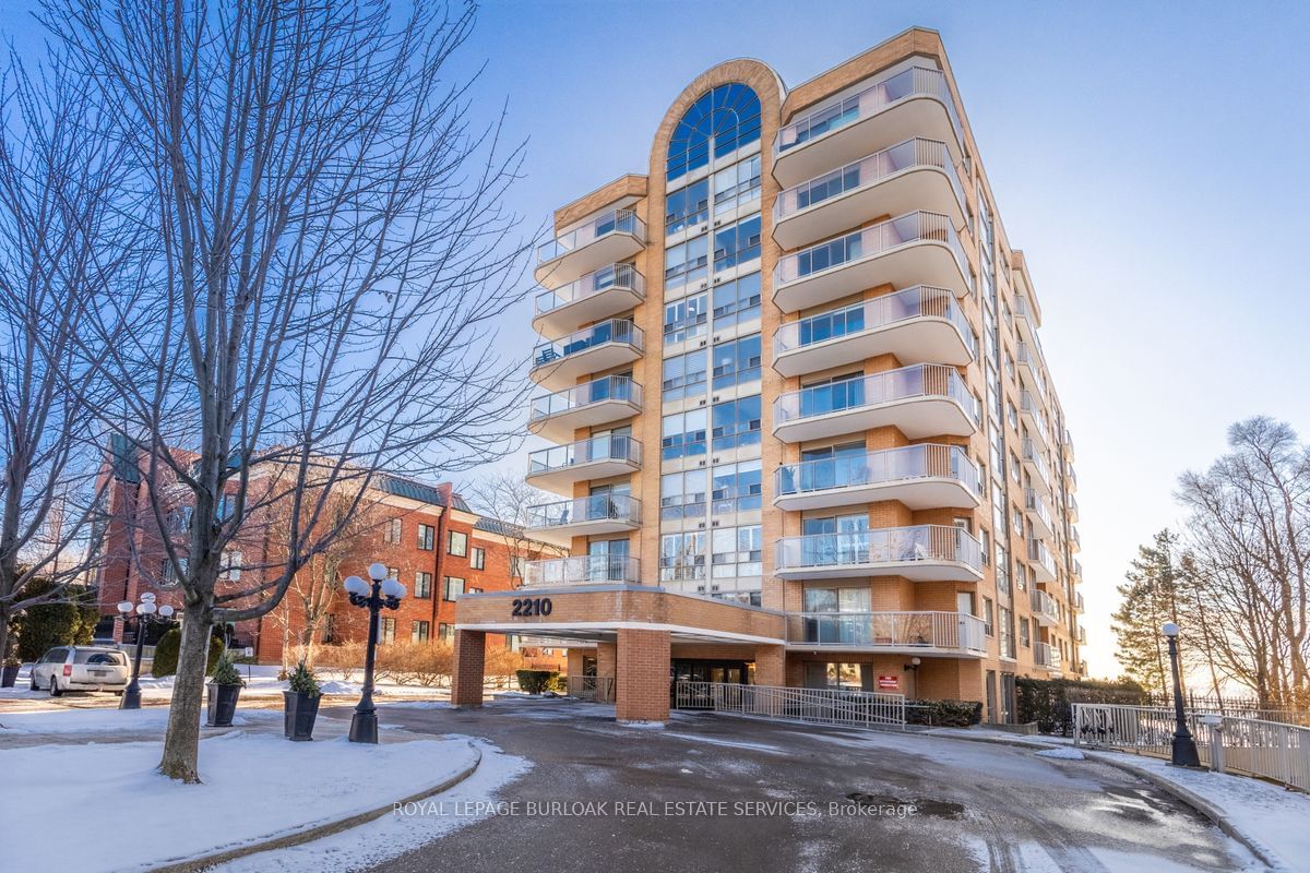 2210 Lakeshore Rd, unit 304 for sale