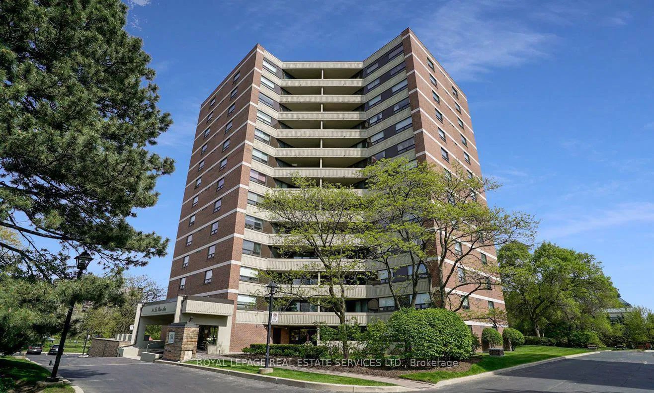 95 La Rose Ave, unit 1203 for rent