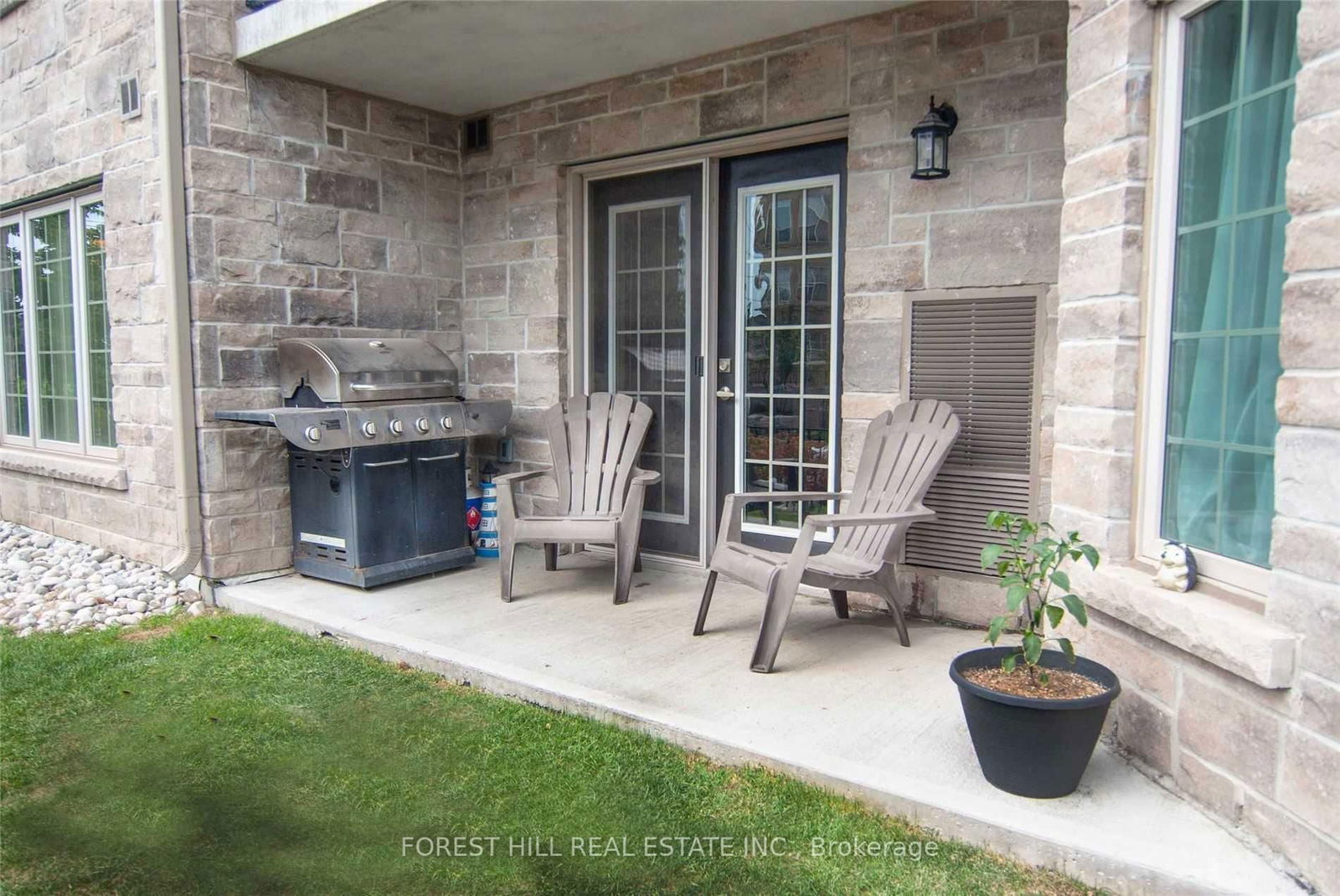 The Courtyards on Main Condos, Milton, Toronto