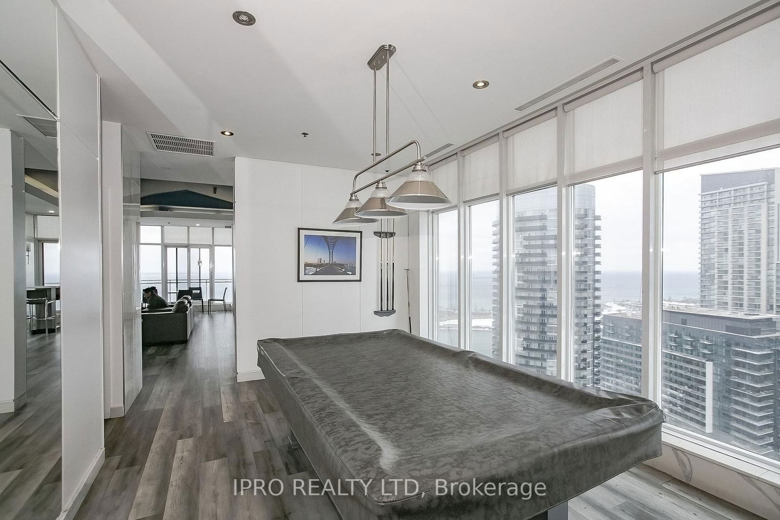 2119 Lake Shore Blvd W, unit 217 for sale