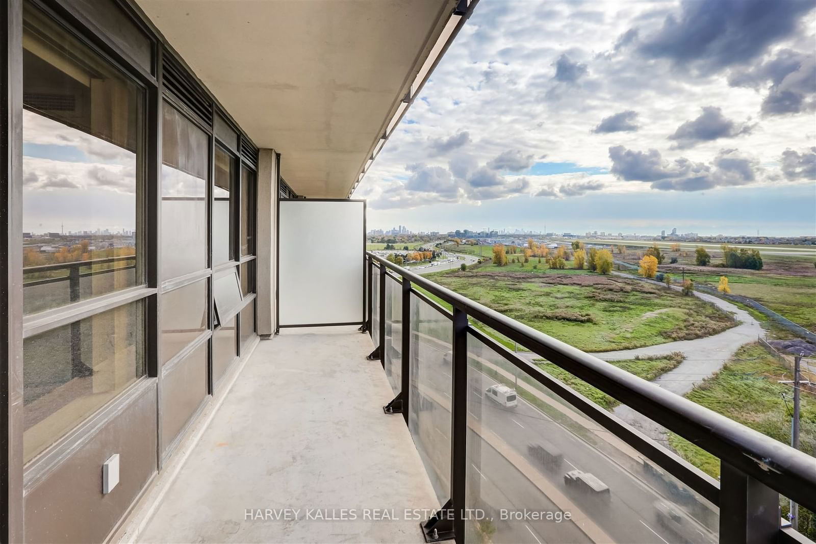 1070 Sheppard Ave W, unit 912 for sale