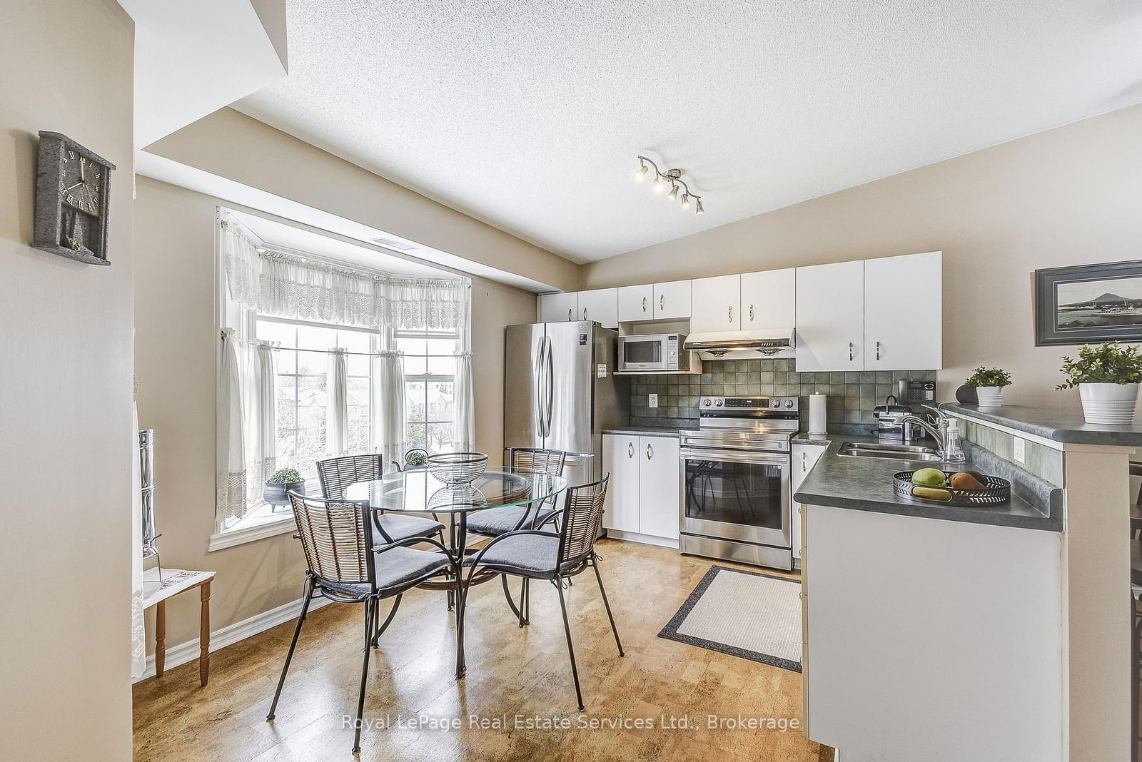 1431 Walkers Line, unit 411 for sale