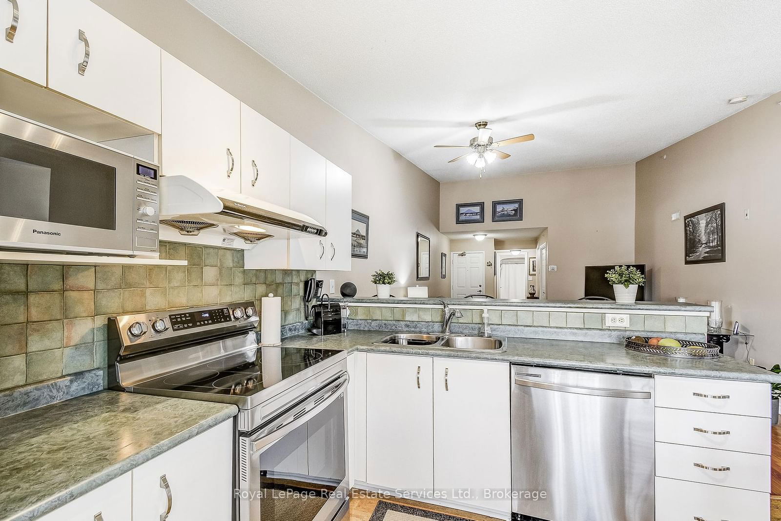 1431 Walkers Line, unit 411 for sale