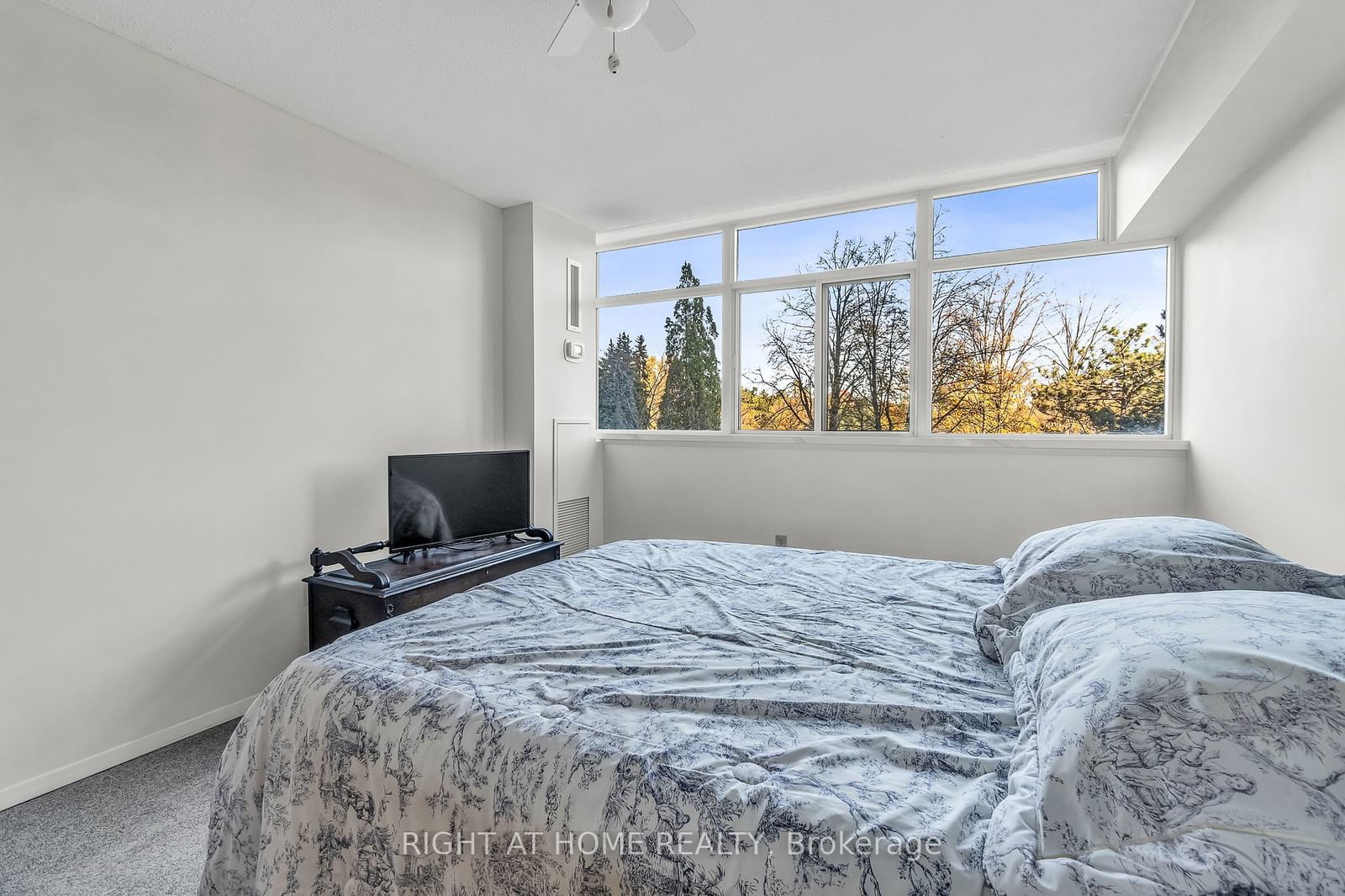 3100 Kirwin Ave S, unit 308 for sale