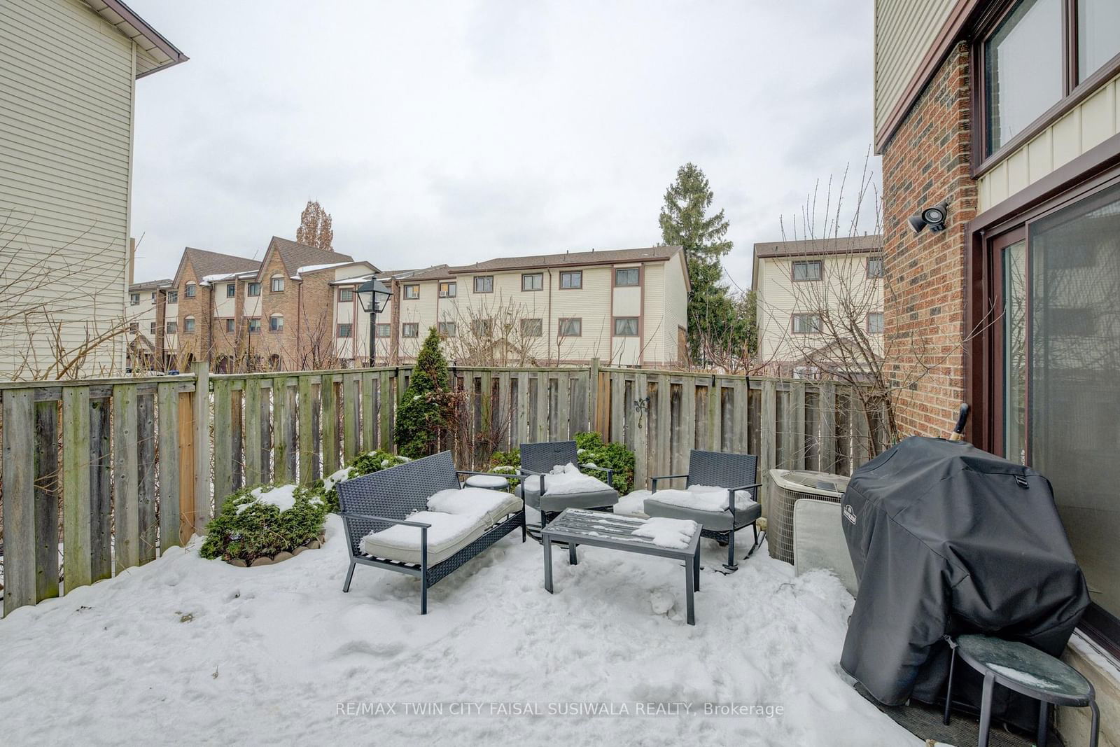 Mccallum Court Townhomes, Brampton, Toronto