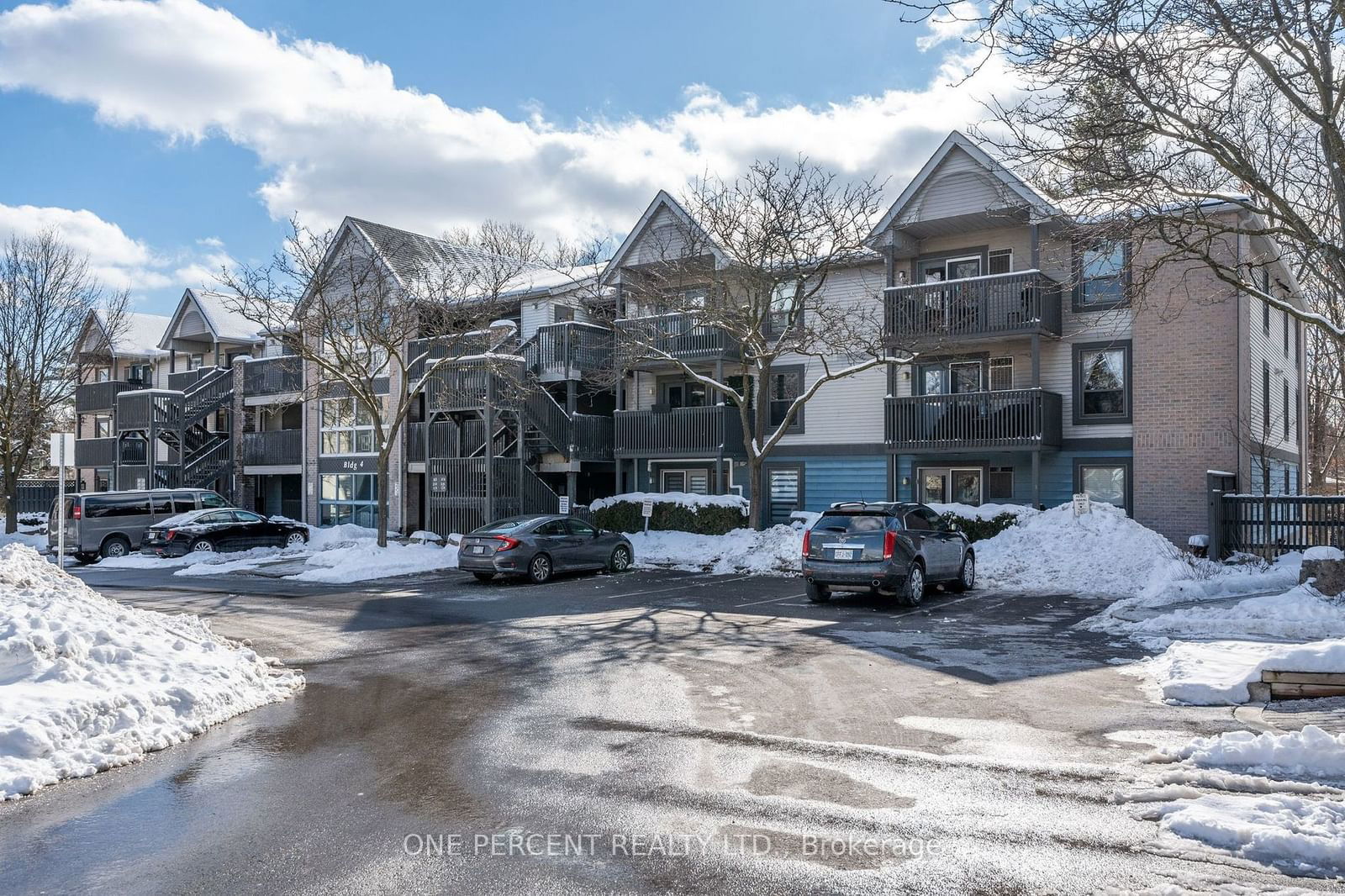 2030 Cleaver Ave, unit 324 for sale