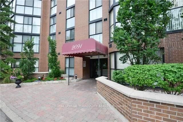 2091 Hurontario St, unit PH06 for rent