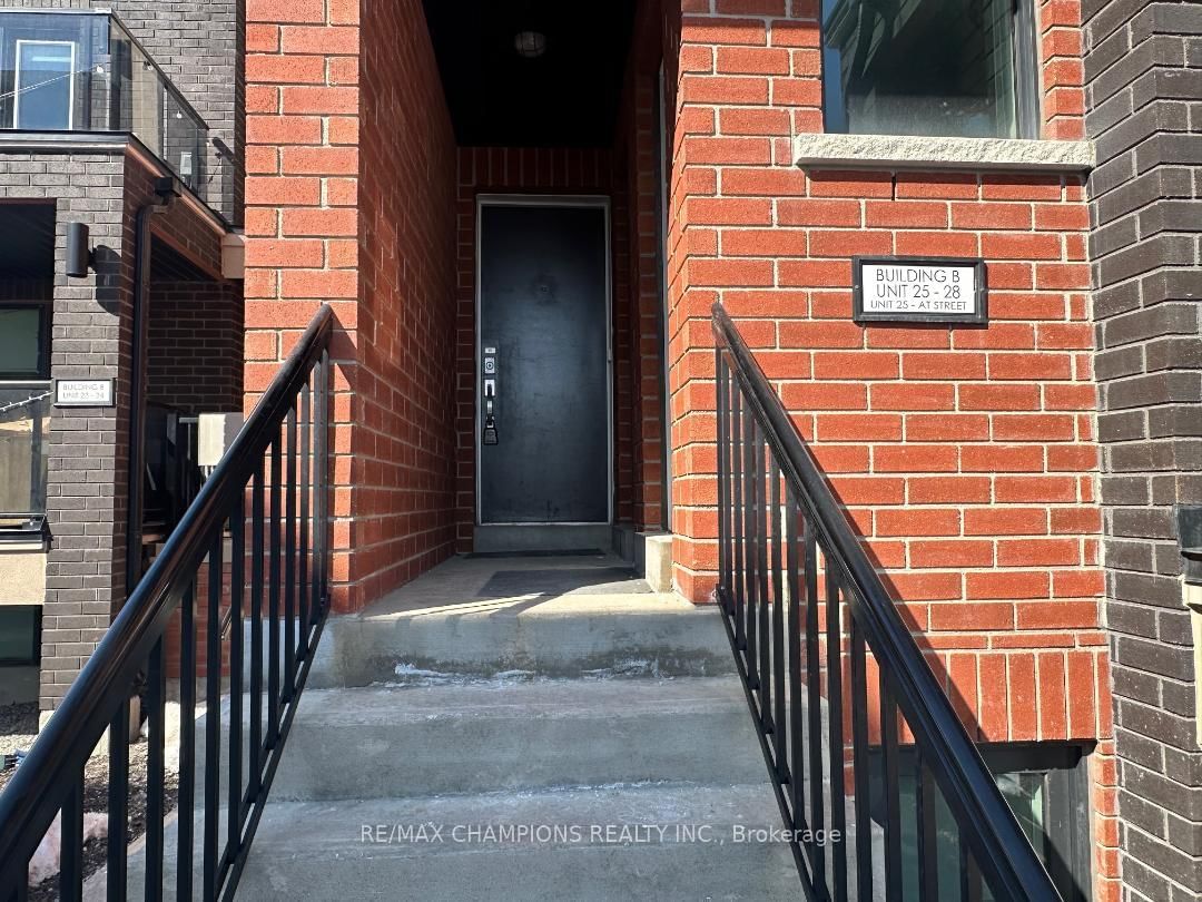 100 Dufay Rd, unit 28 for rent