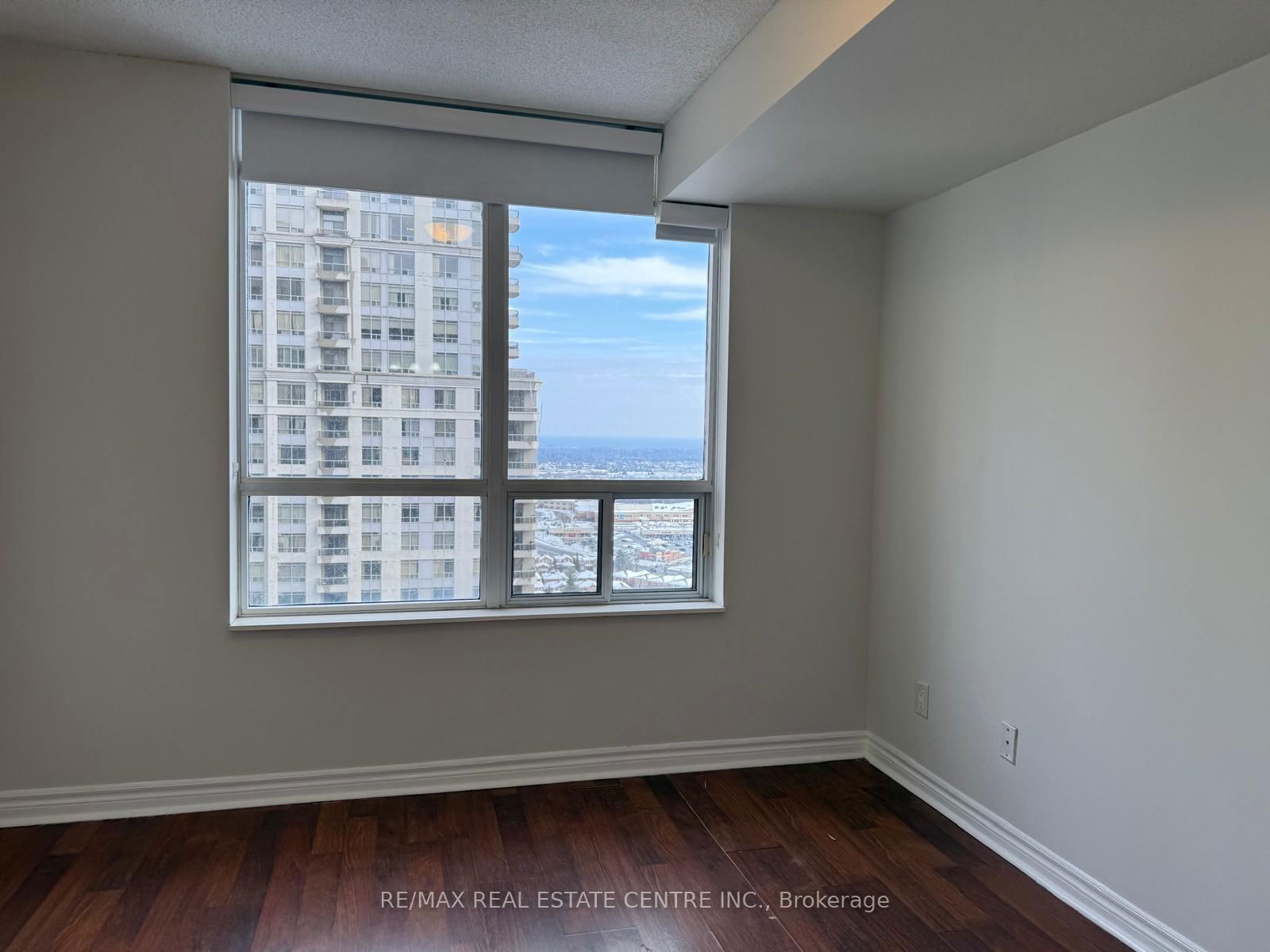 3888 Duke Of York Blvd, unit 2531 for rent