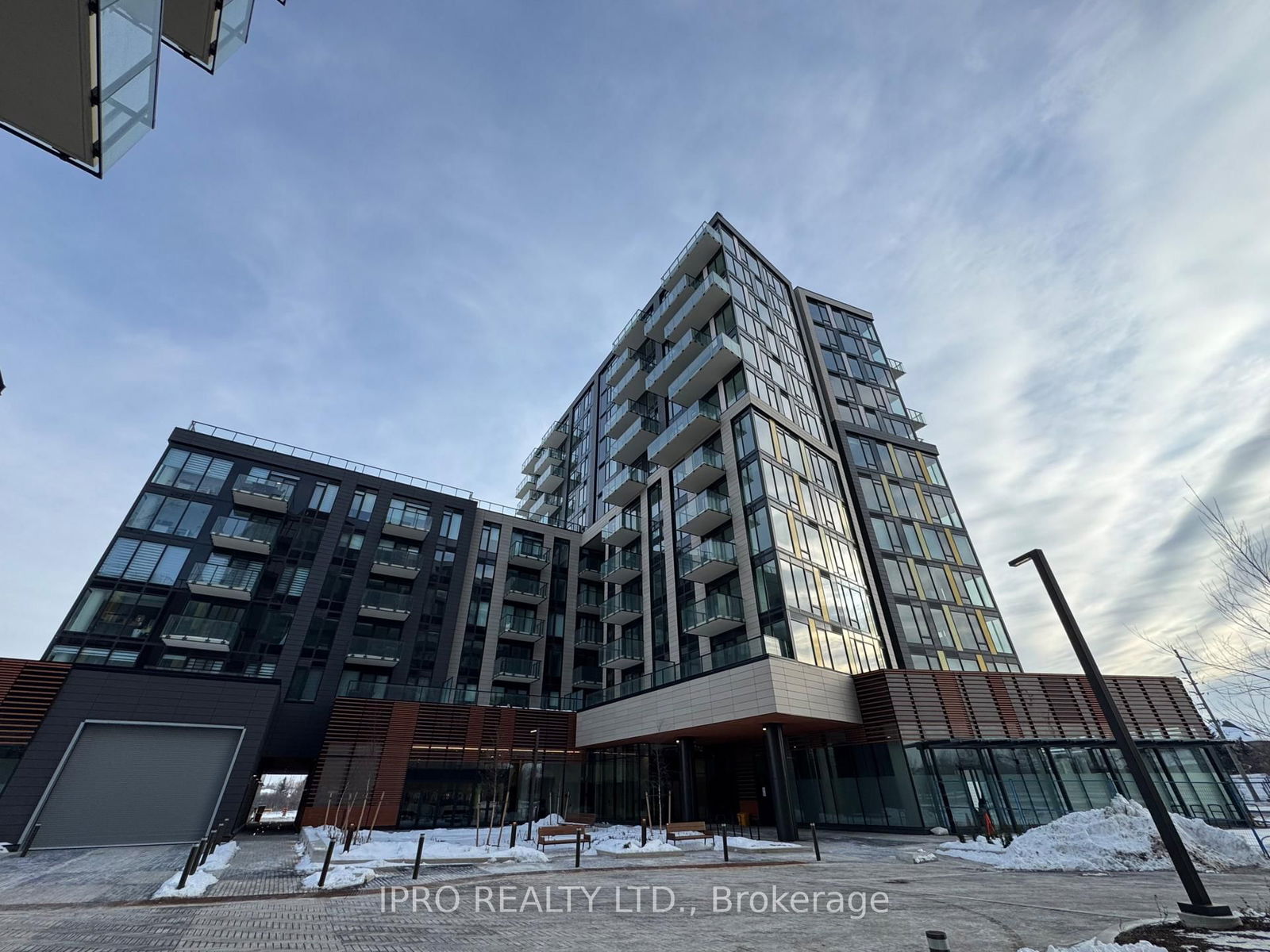 1415 Dundas St E, unit 906 for rent