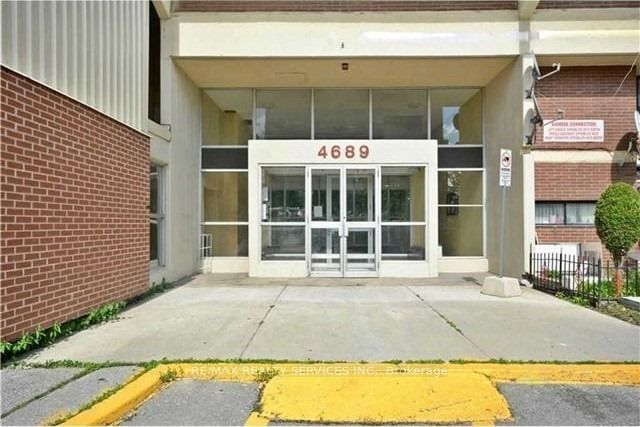 4689 Jane St, unit 409 for sale