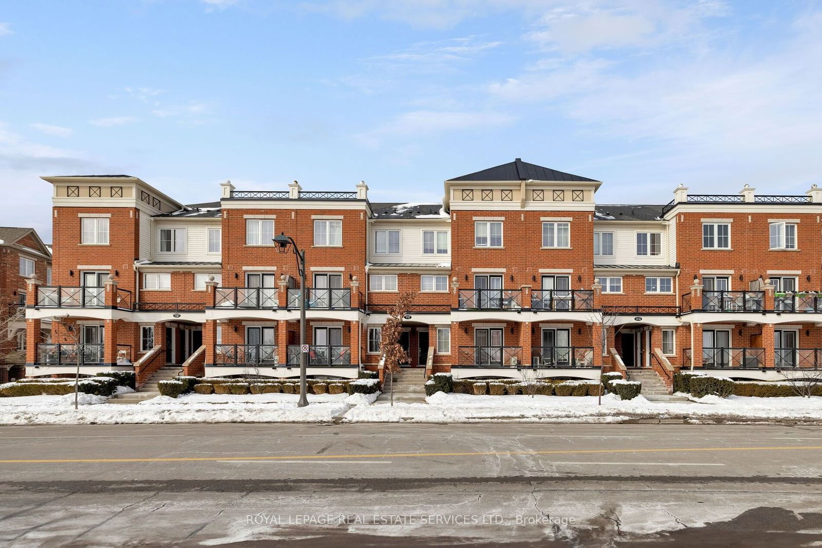 Waterlilies Townhomes, Oakville, Toronto