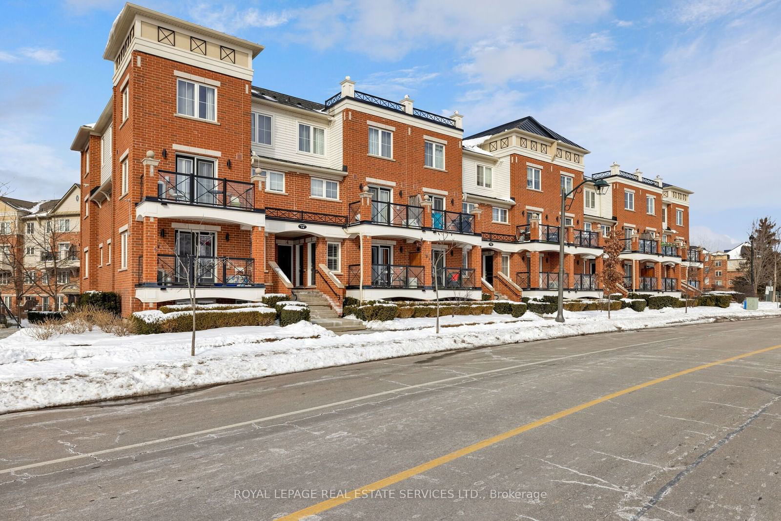 Waterlilies Townhomes, Oakville, Toronto