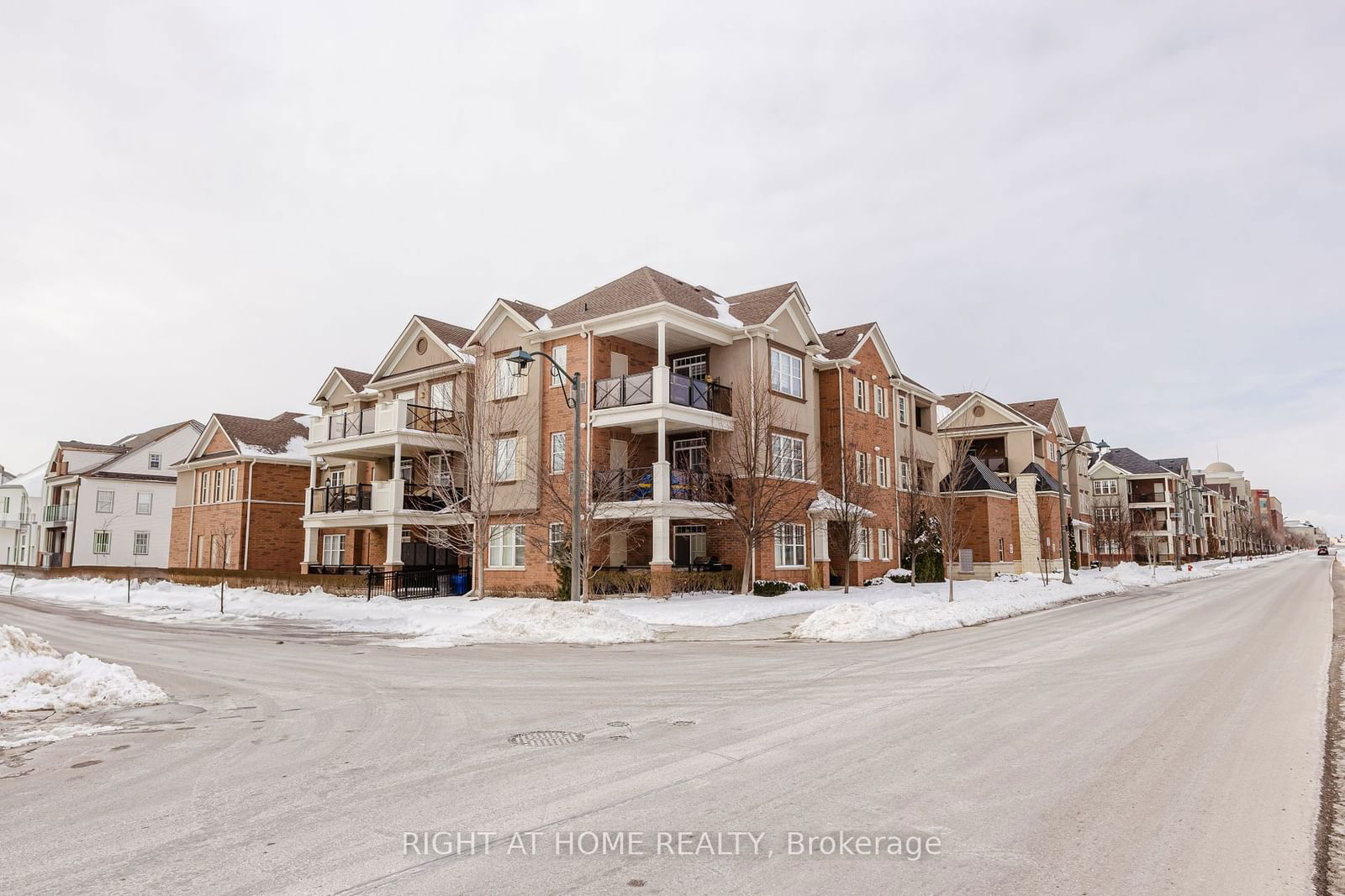 275 Littlewood Dr, unit 206 for rent