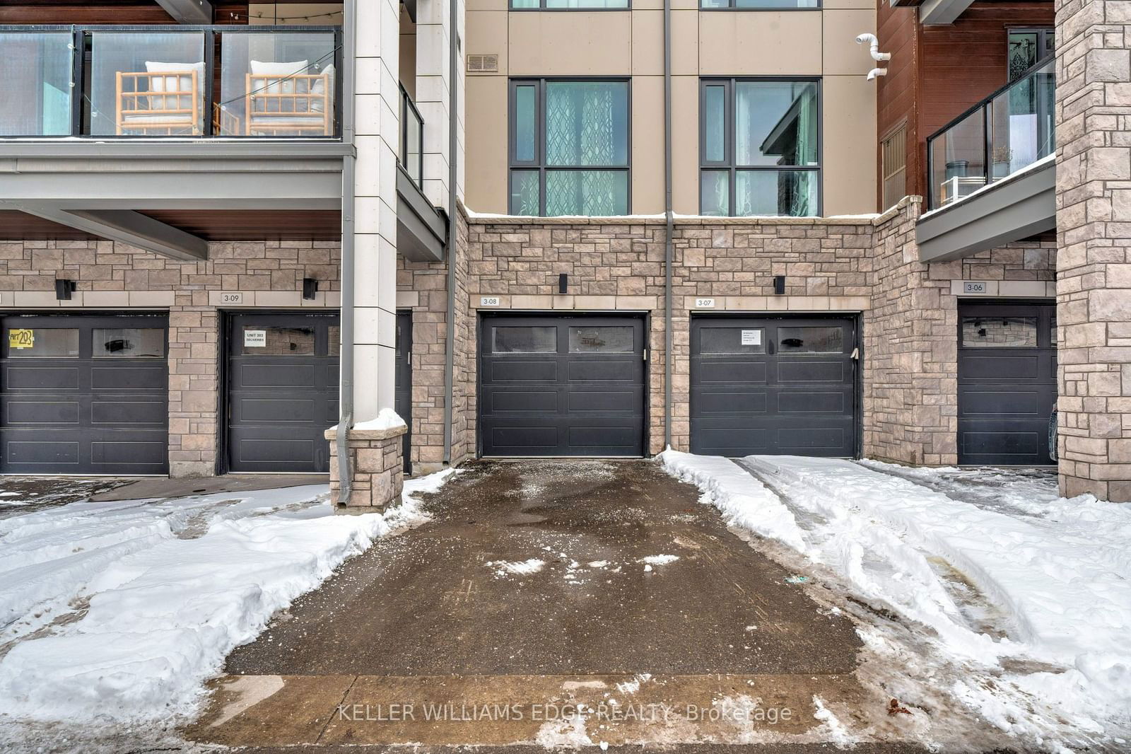 2375 Bronte Rd, unit 311 for sale