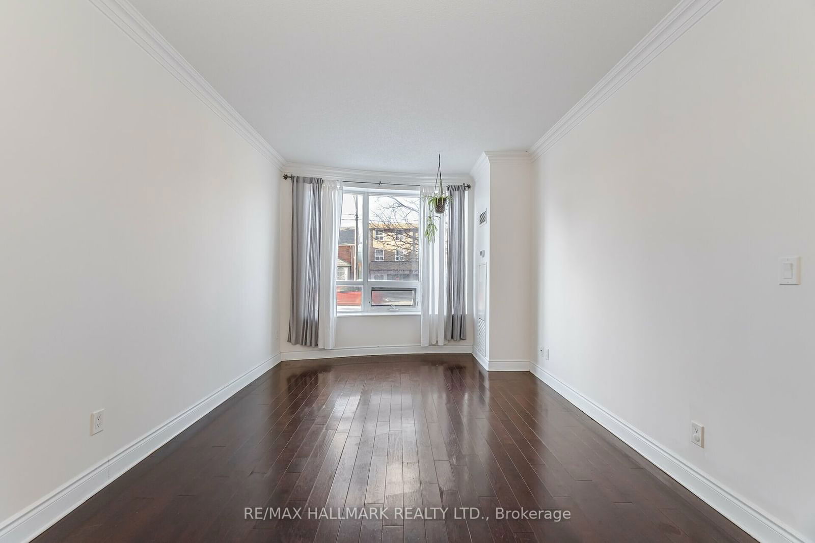 25 Earlington Ave, unit 104 for rent