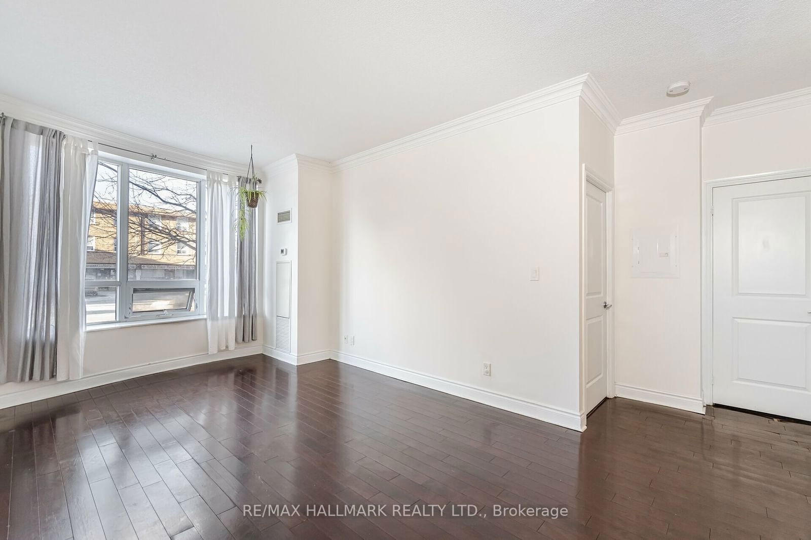 25 Earlington Ave, unit 104 for rent