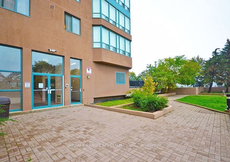 115 Hillcrest Ave, unit 203 for sale