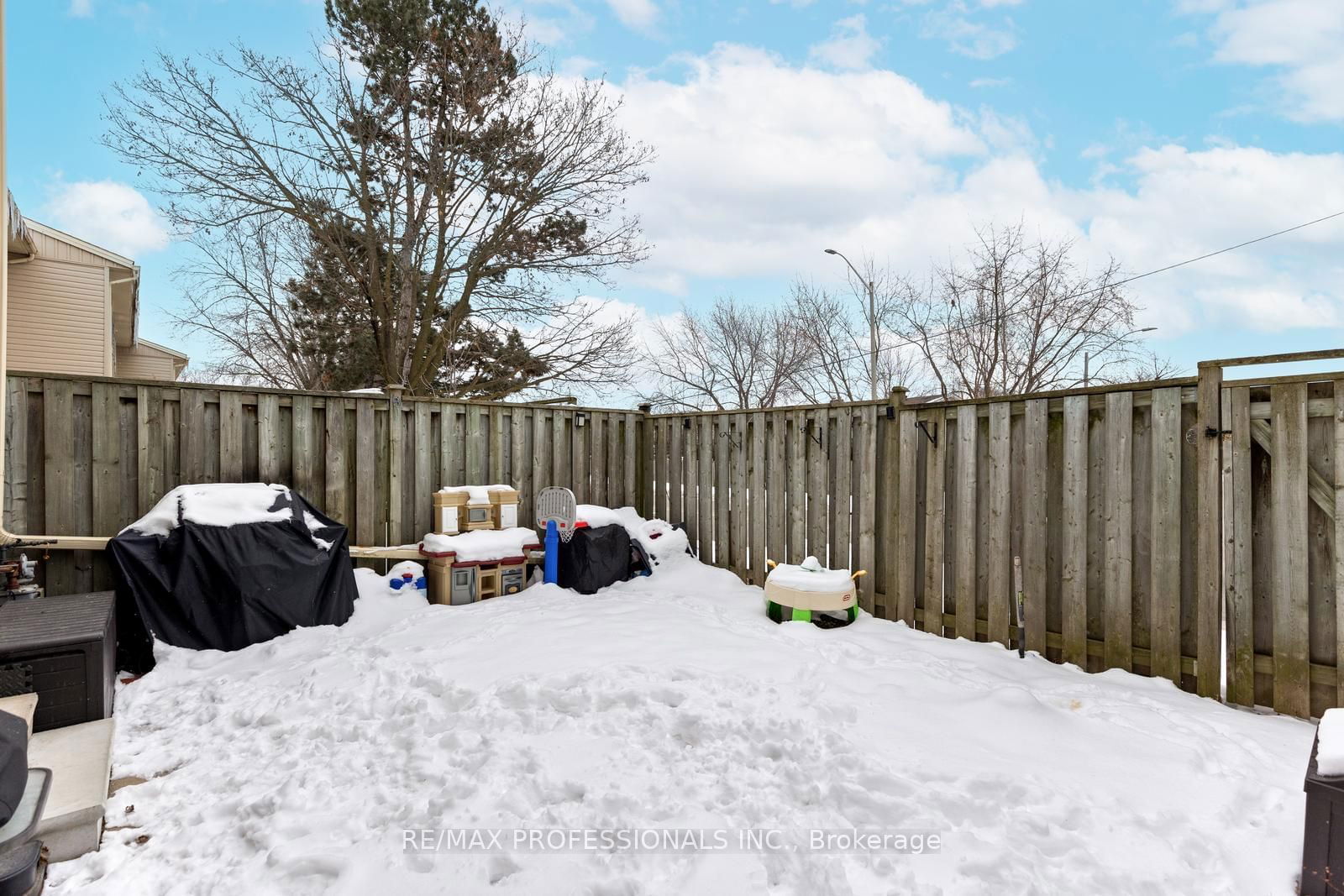 7430 Copenhagen Road Townhomes, Mississauga, Toronto