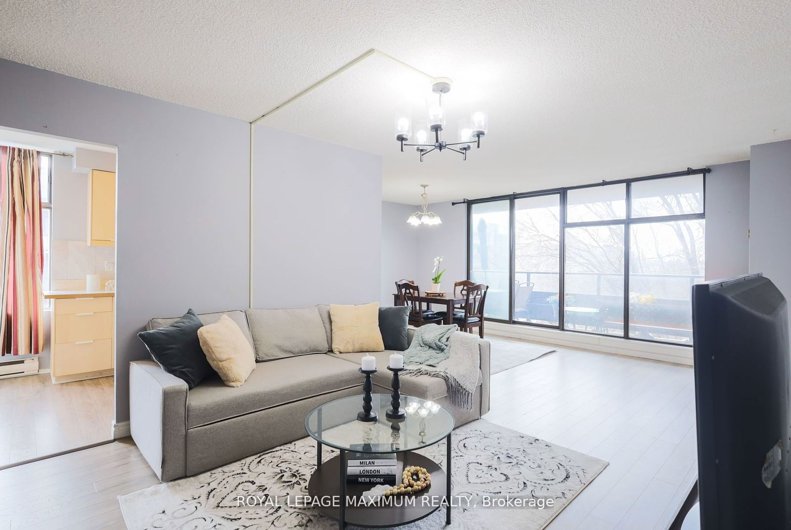 135 Marlee Avenue Condos, York Crosstown, Toronto