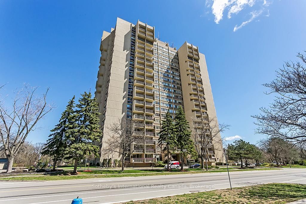 1359 White Oaks Blvd, unit 103 for sale