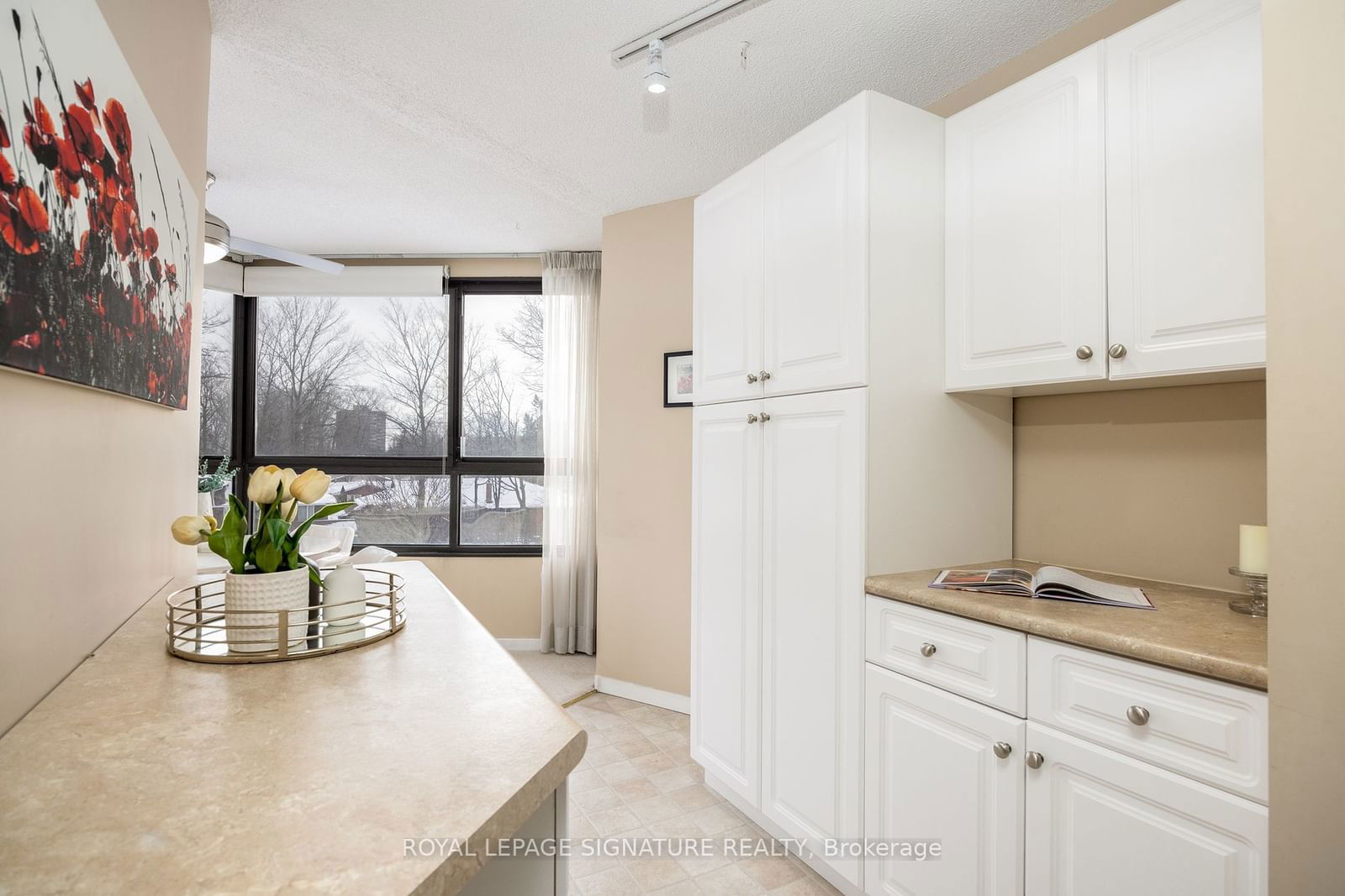 1300 Bloor St, unit 203 for sale