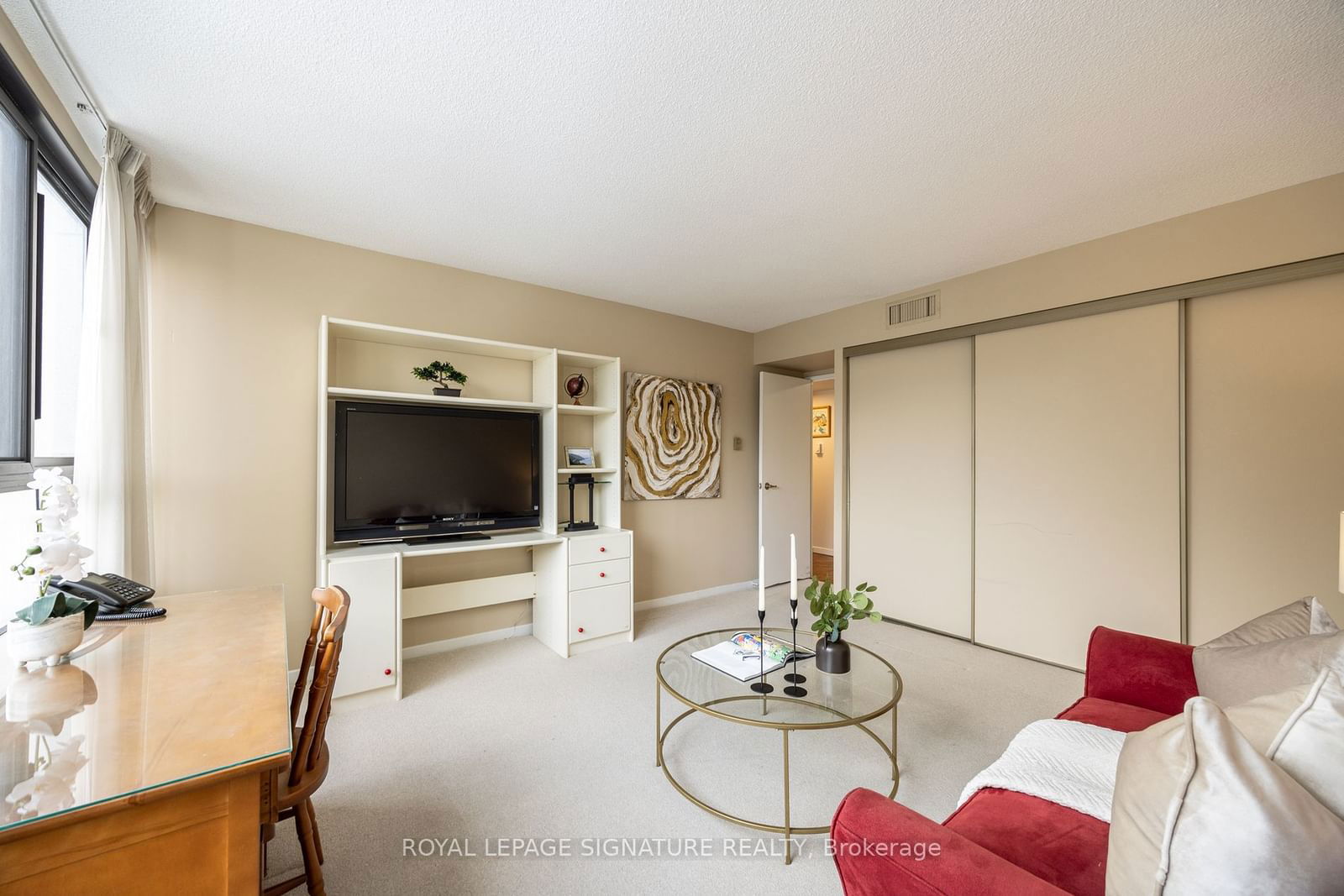 1300 Bloor St, unit 203 for sale