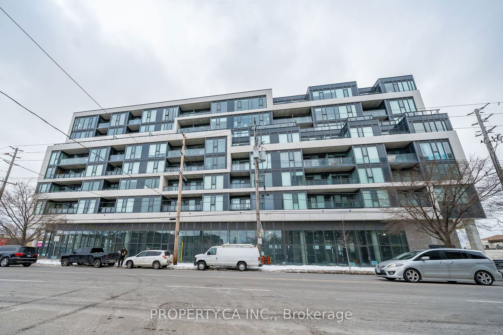 859 The Queensway, unit 816 for rent