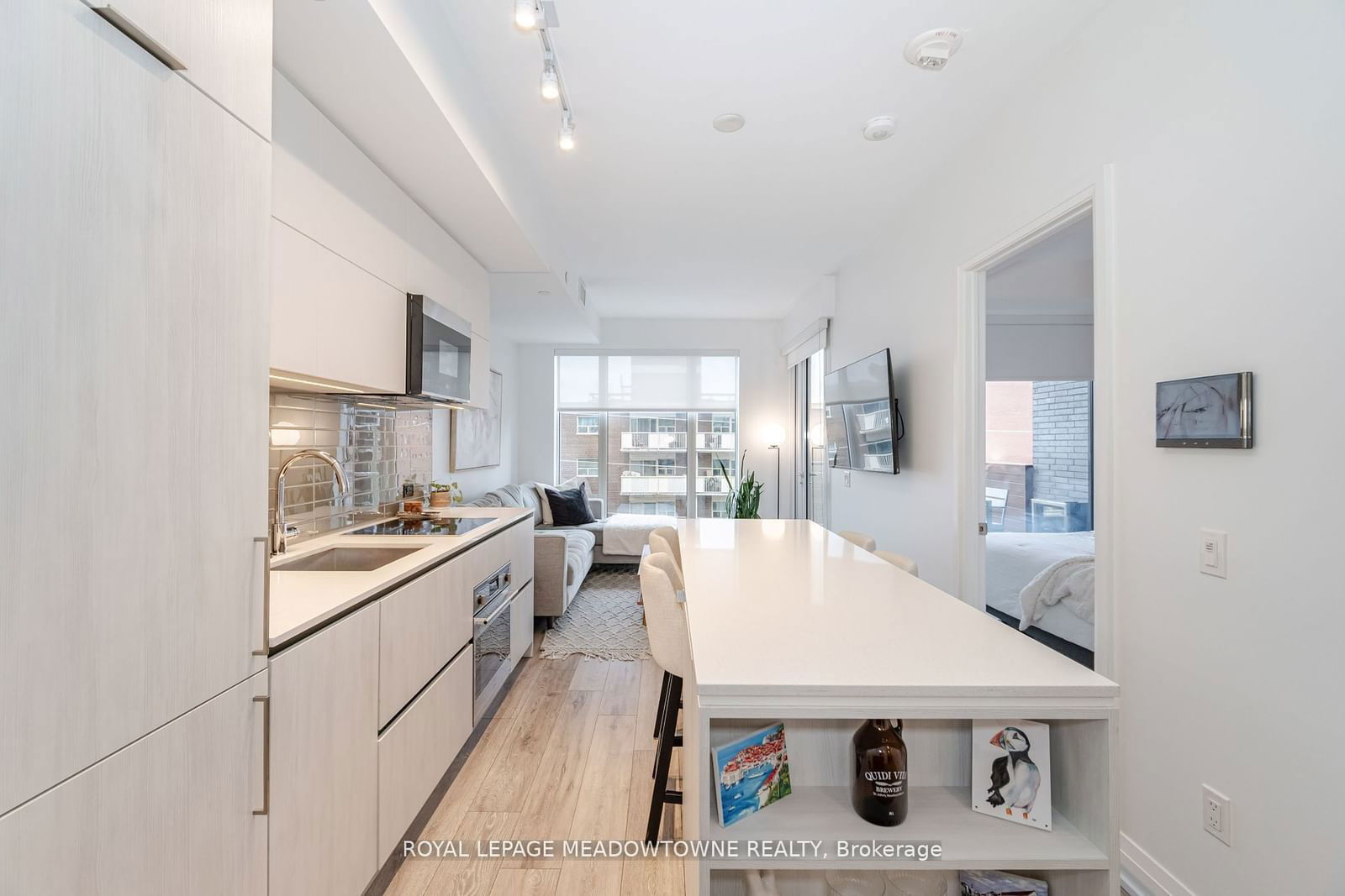 21 Park St E, unit 616 for sale