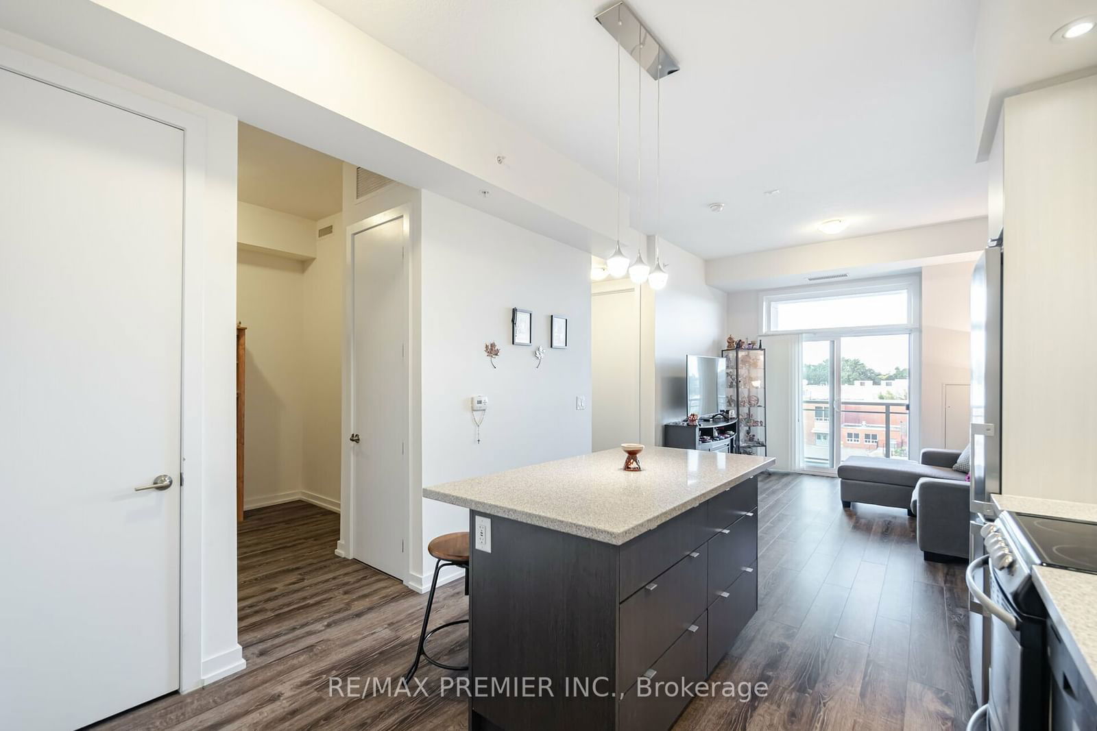 457 Plains Rd E, unit 413 for sale