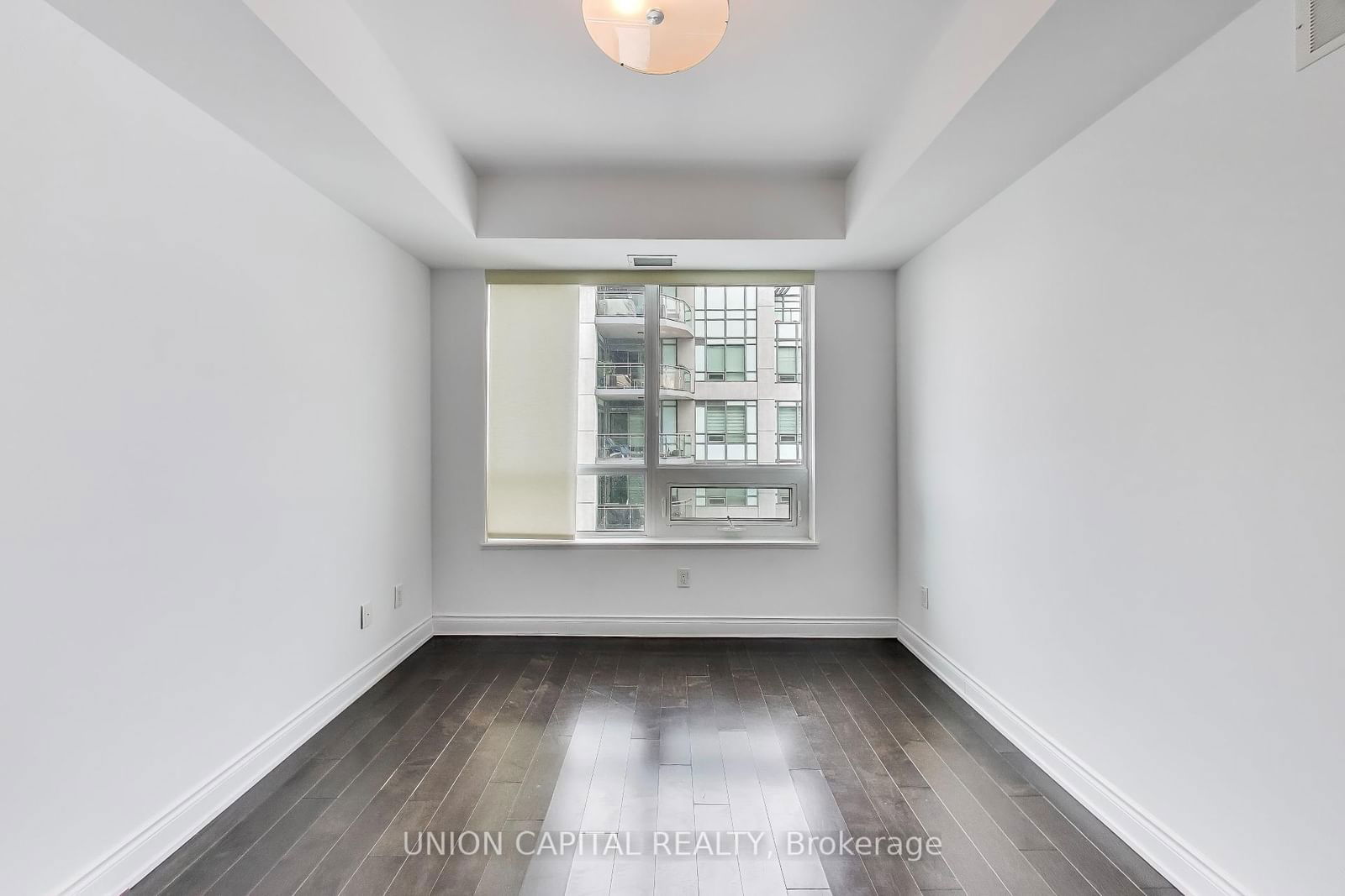 3500 Lakeshore Rd W, unit 525 for rent