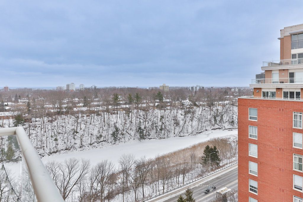 Oakridge Heights I Condos, Oakville, Toronto