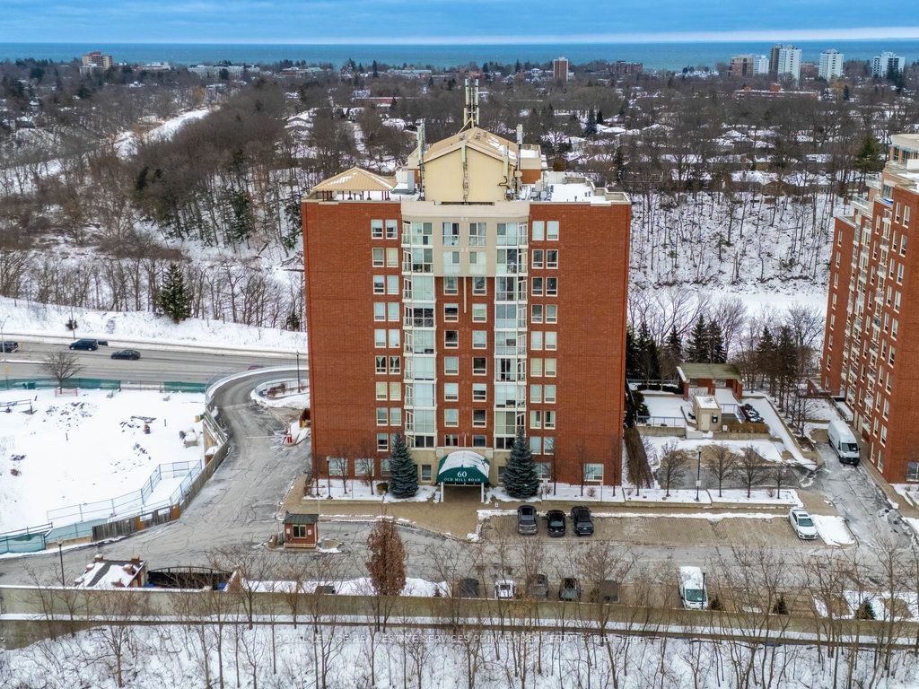 Oakridge Heights I Condos, Oakville, Toronto