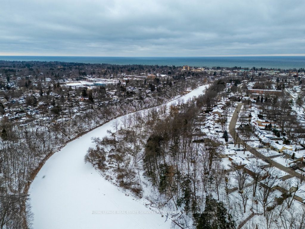 Oakridge Heights I Condos, Oakville, Toronto