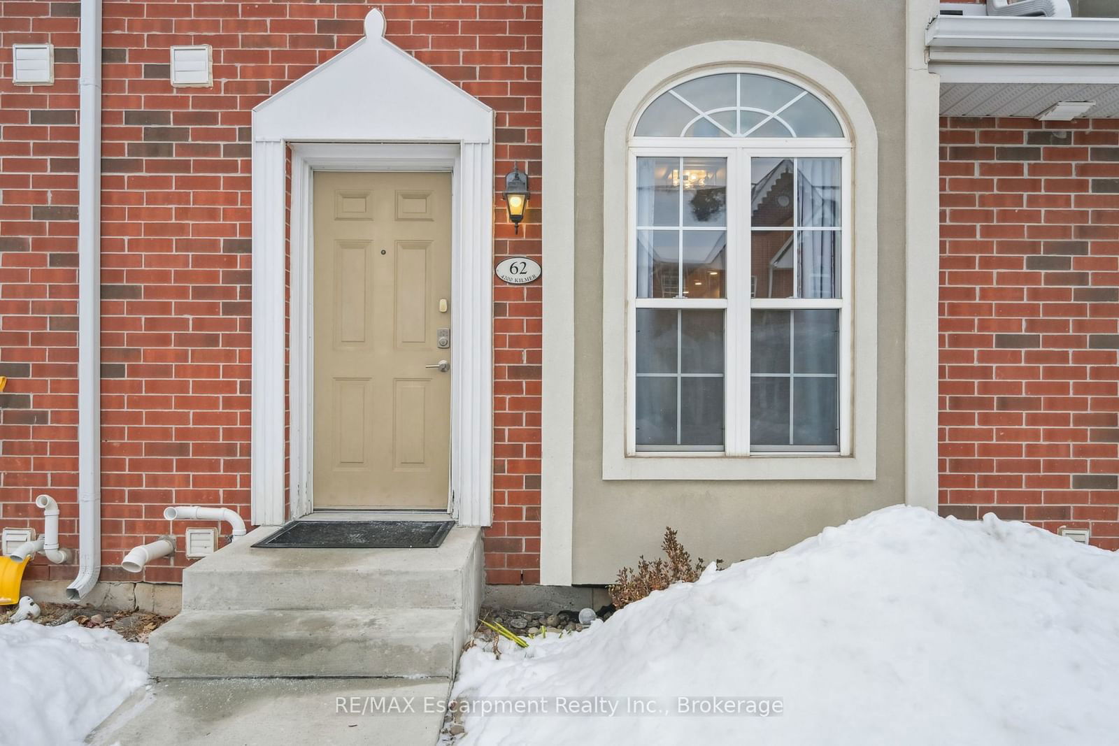 Shore Acres Creek Townhomes, Burlington, Toronto