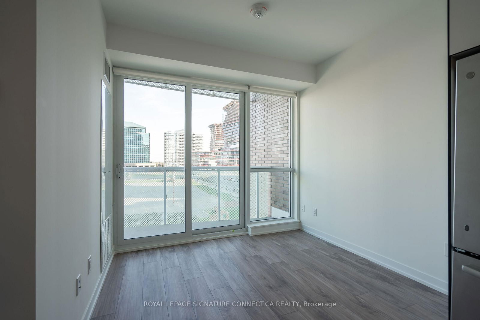 4065 Confederation Pkwy, unit 409 for rent