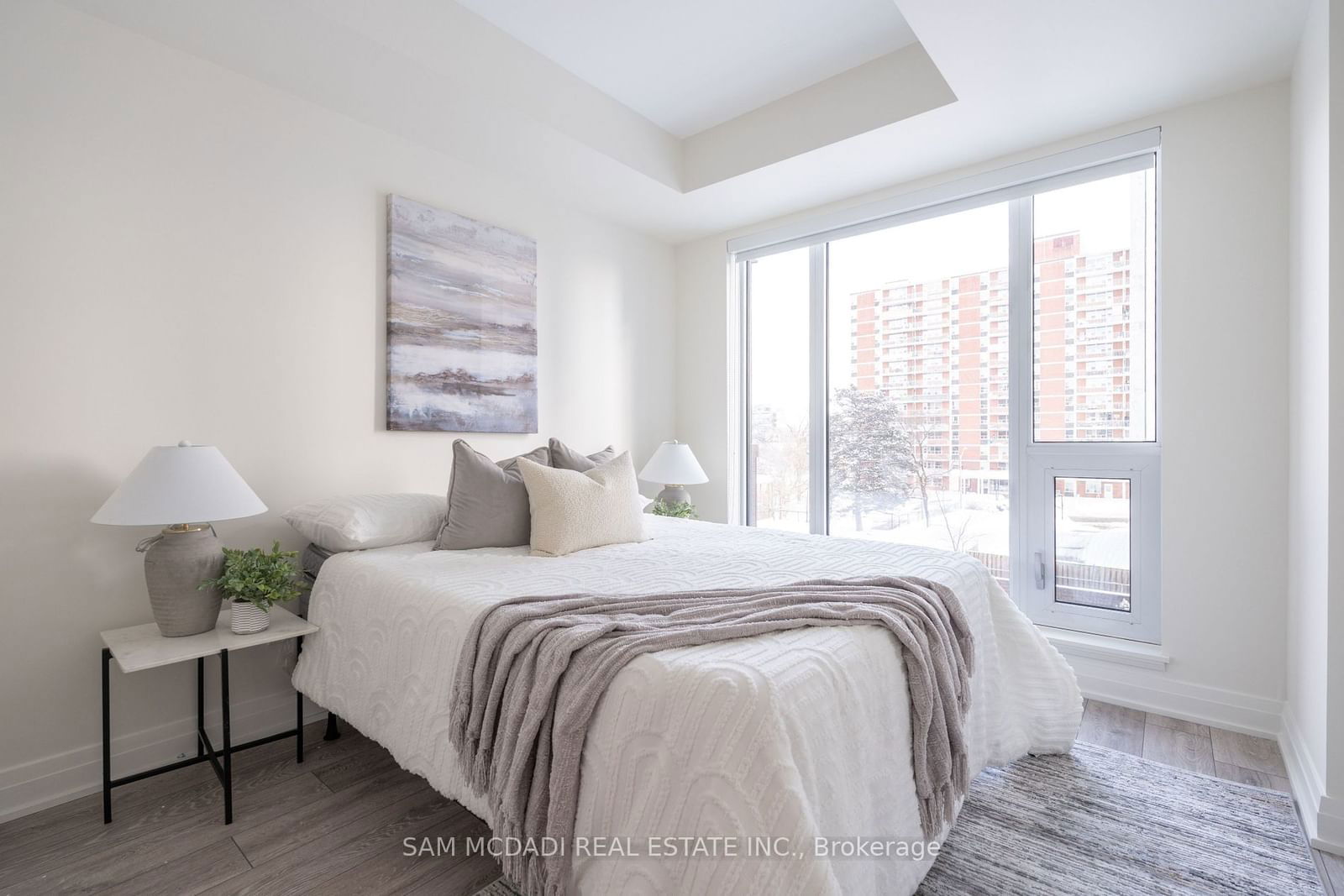 21 Park St E, unit 321 for sale