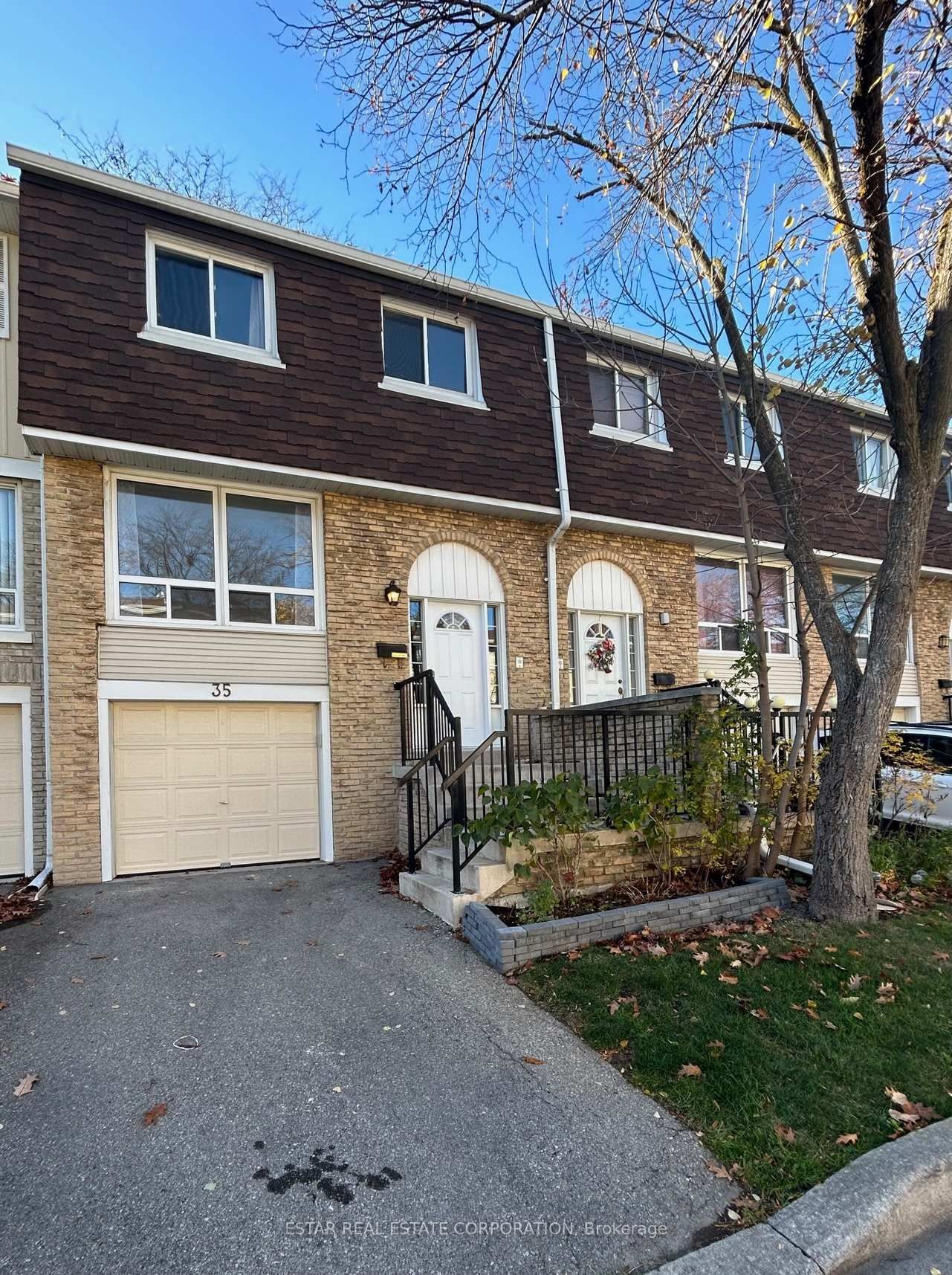 830 Stainton Dr, unit 35 for rent