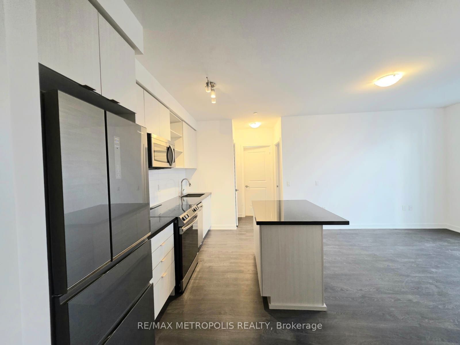 4699 Glen Erin Dr, unit 104 for rent