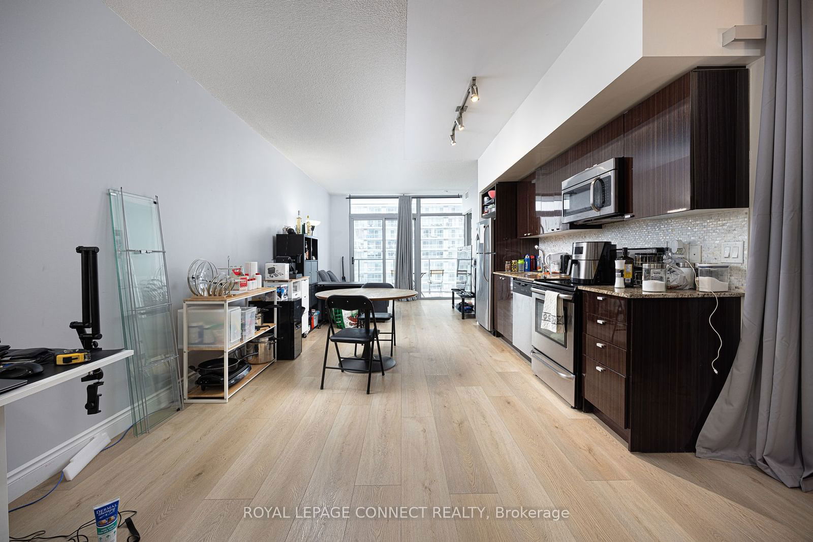 105 The Queensway, unit 1215 for sale