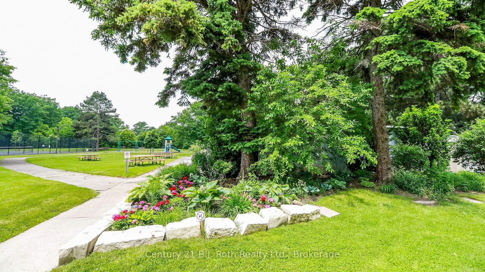 Burnham Glen Condos, Etobicoke, Toronto